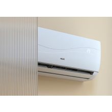 AUX GAMMA 3R KSZKLM5041 oldalfali klíma szett 3,5 kW